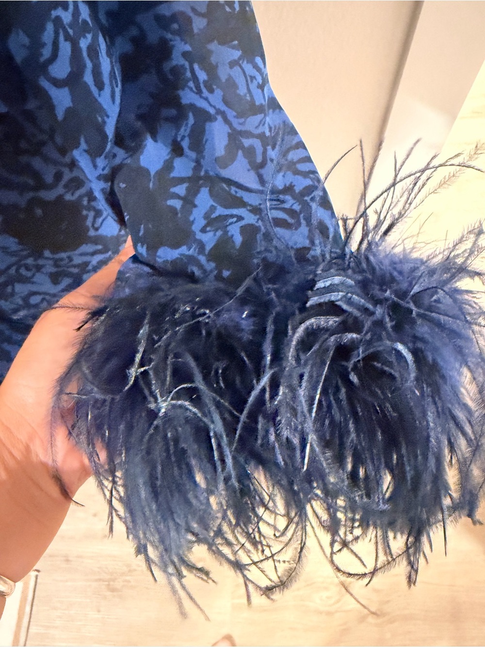 Rare Victoria’s Secret Gold Label Blue Ostrich Feather Robe Medium Vintage Glam - Picture 4 of 5